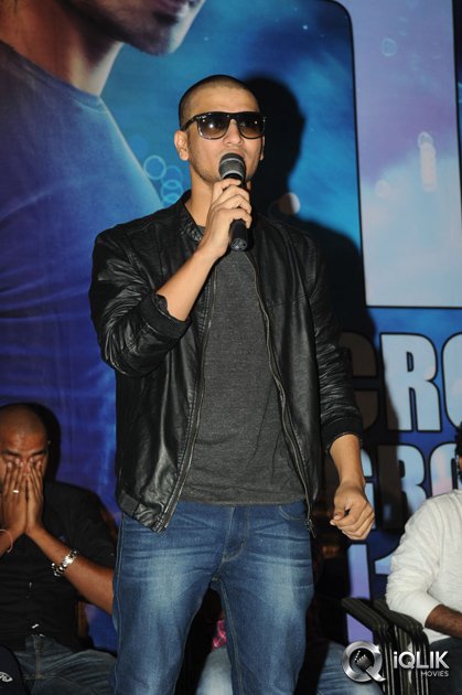 Surya-vs-Surya-Movie-Platinum-Disc-Function